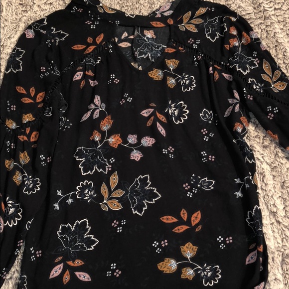 Maurices Large Fall and Leaves Long-Sleeve Fall Shirt - Picture 5 of 13